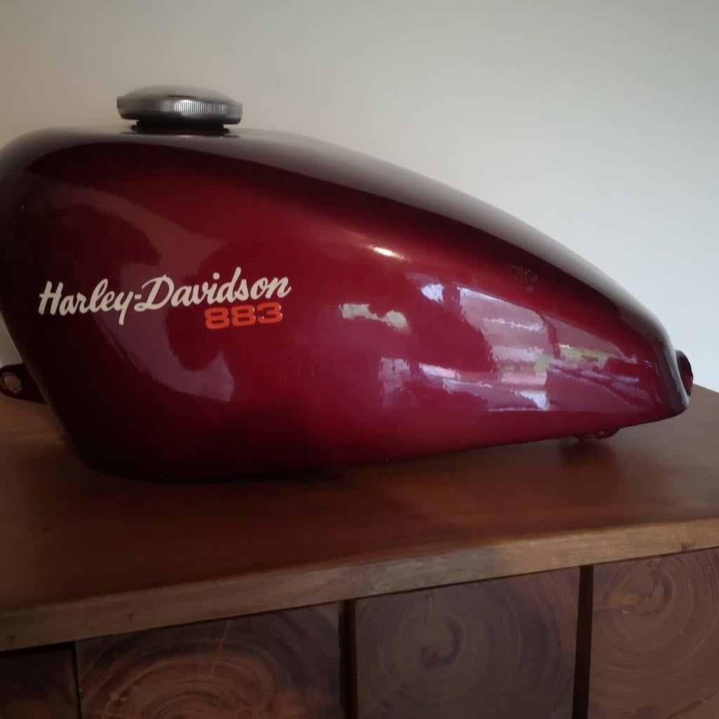 Harley sportster tanks , 2 stuks, Motos, Enlèvement