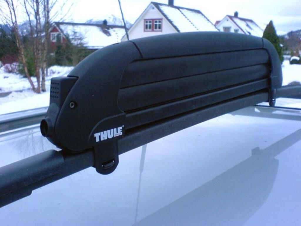À louer : Porte-skis THULE, Autos : Divers, Coffres de toit, Enlèvement, Comme neuf