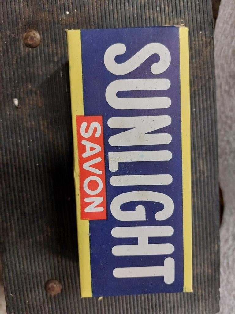 Savon Sunlight dans son emballage d'origine, Enlèvement, Neuf