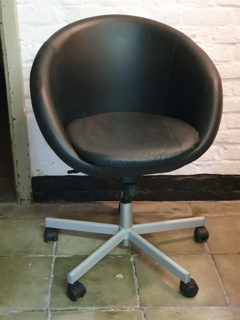 Fauteuil de bureau SKRUVSTA Ikea - noir, Maison & Meubles, Chaises de bureau, Utilisé, Chaise de bureau, Noir, Enlèvement