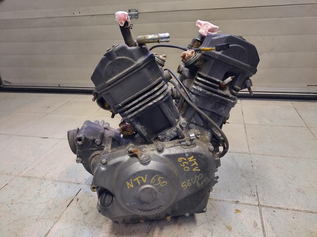 honda ntv 650 motorblok 56000 km's, Enlèvement ou Envoi, Utilisé