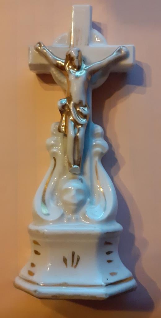 crucifix de voyage en porcelaine vieux Bruxelles ?, Ophalen of Verzenden