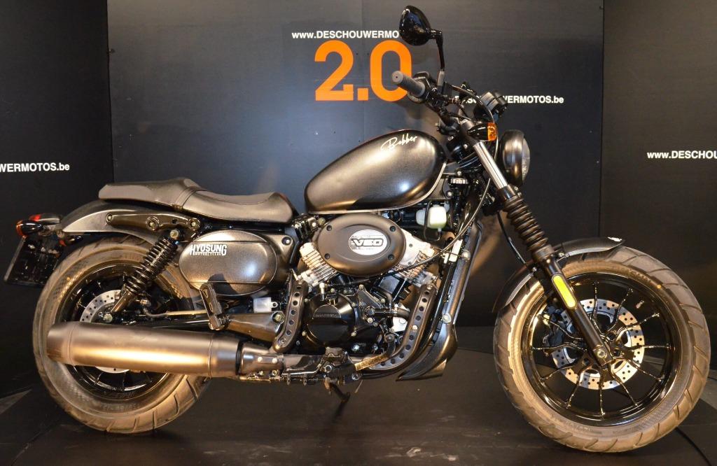 2020 Hyosung Bobber 300 | 7117KM | 1 Jaar garantie, Motoren, 2 cilinders, 300 cc, Chopper, Bedrijf