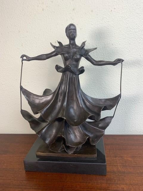 Bronzen Beeld Sculptuur Dalinian Dancer Salvador Dali, Ophalen of Verzenden