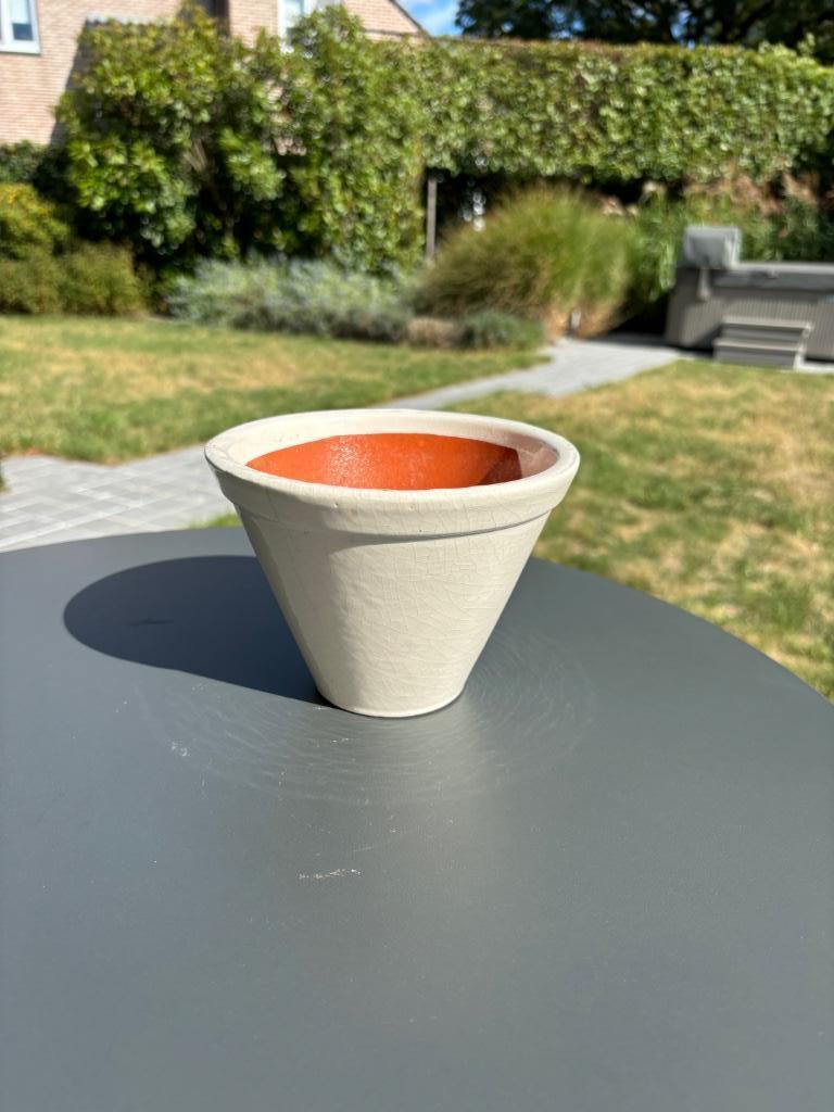 Mooi terracotta bloempot, geglazuurd, Ophalen