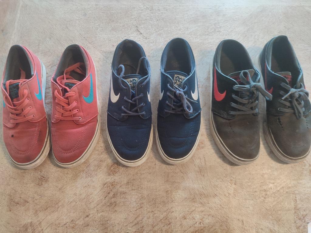Stefan Janoski Nike mt 39 rood  en 40,5 blauw en zwart, Garçon, Enlèvement ou Envoi, Utilisé, Chaussures