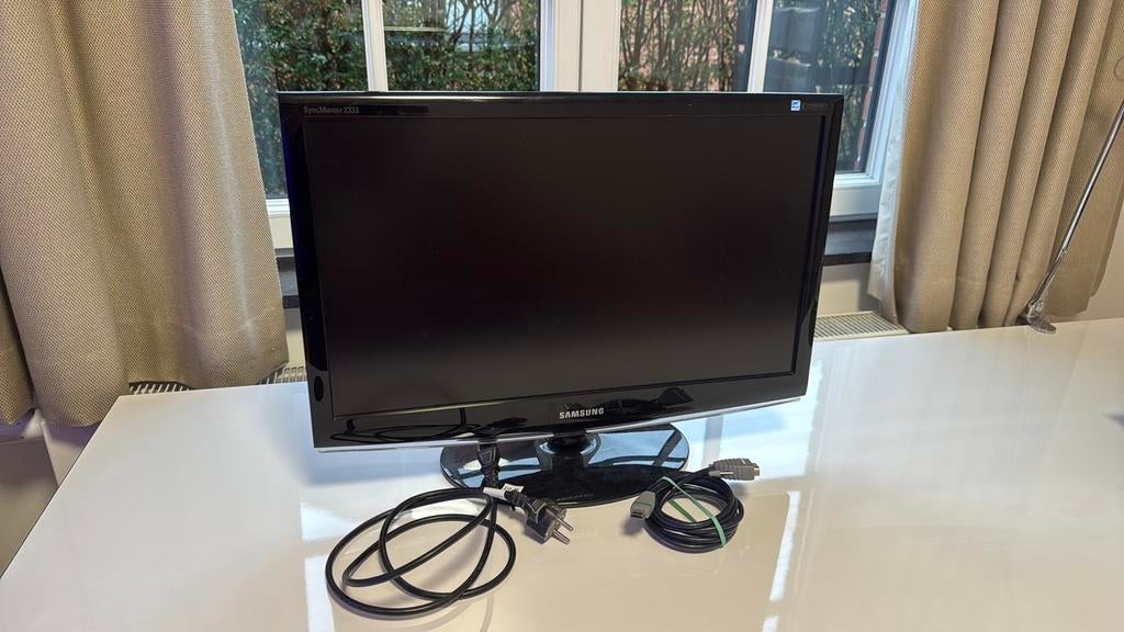Moniteur 23 pouces Samsung Model 2333T annee 2010, Informatique & Logiciels, Moniteurs, Haut-parleurs intégrés, Enlèvement ou Envoi