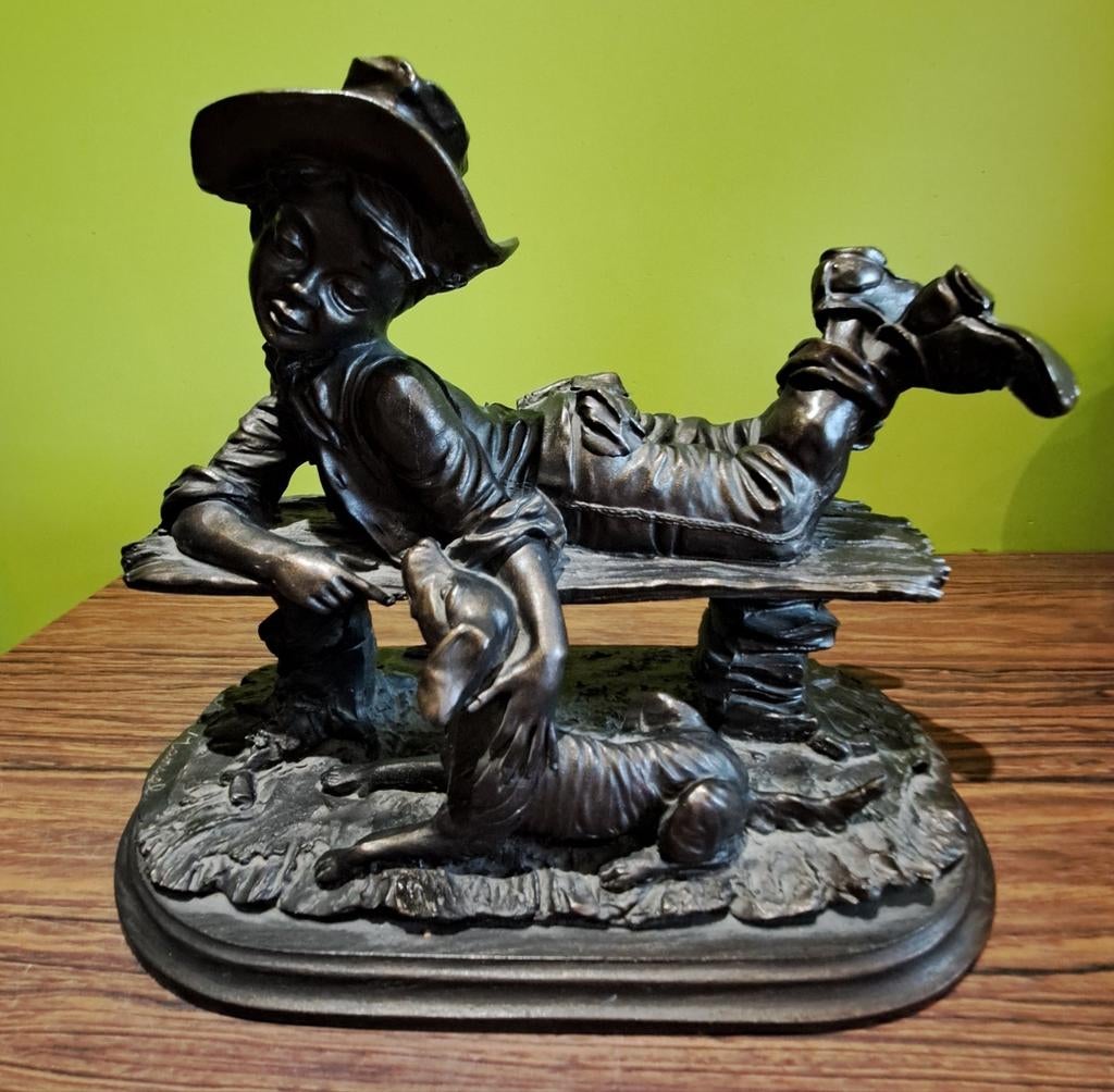 Garçon en bronze 'Manuel' avec chien L 30 cm H 26 cm, Enlèvement ou Envoi
