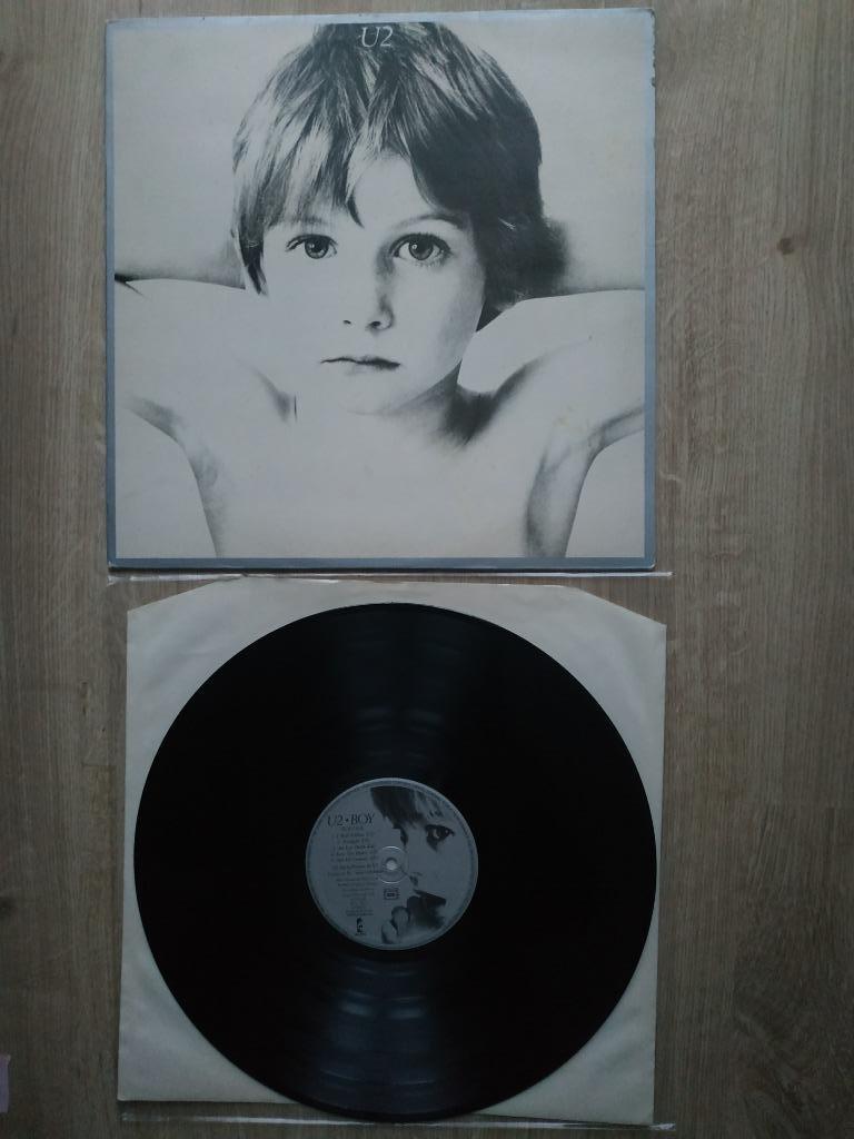U2 BOY LP, Envoi