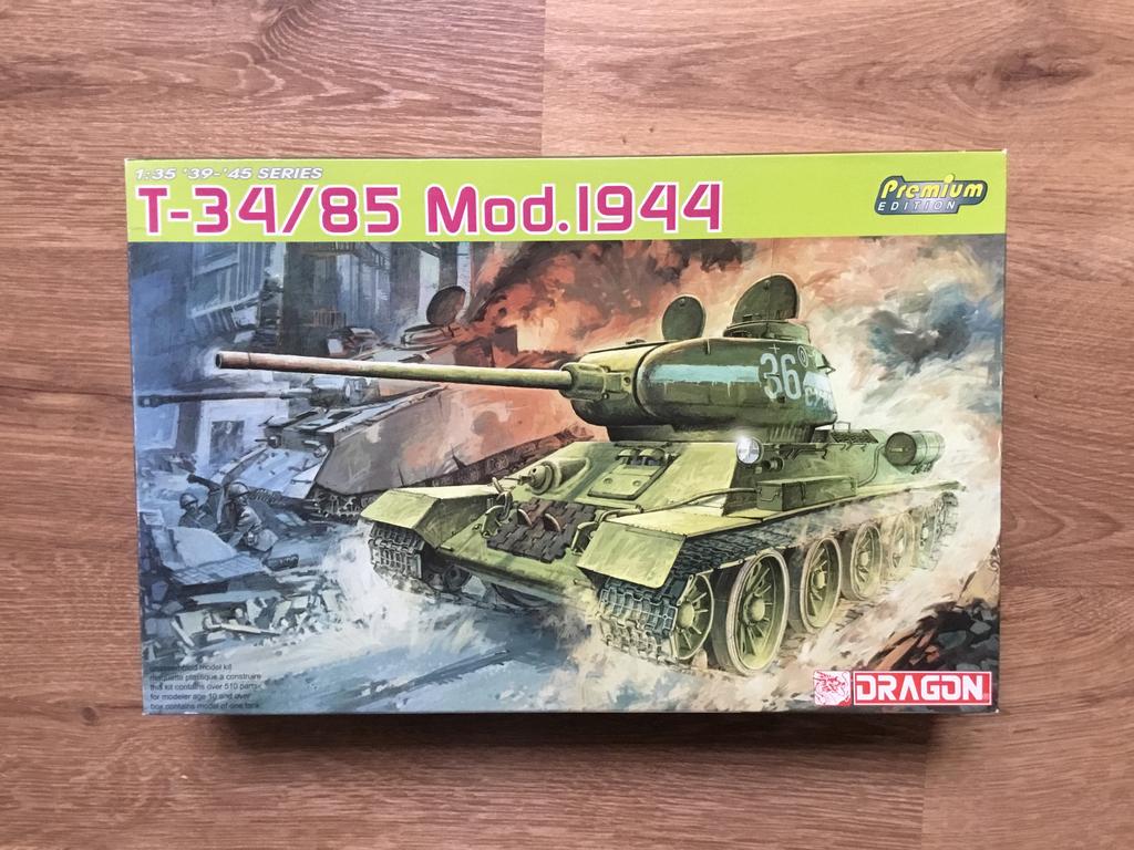 Dragon 6319 T-34/85 mod. 1944 1/35ème., Hobby & Loisirs créatifs, Modélisme | Voitures & Véhicules, Autres marques, Tank, Enlèvement ou Envoi