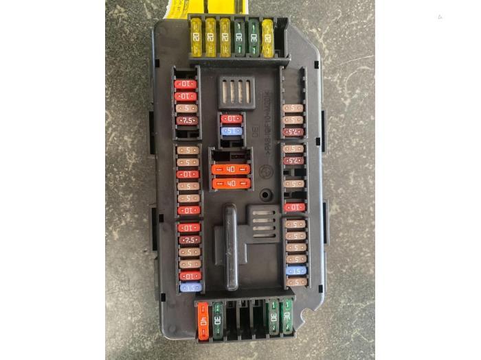 Zekeringkast van een BMW 3-Serie, Auto-onderdelen, Ophalen of Verzenden, 3 maanden garantie, Gebruikt, BMW