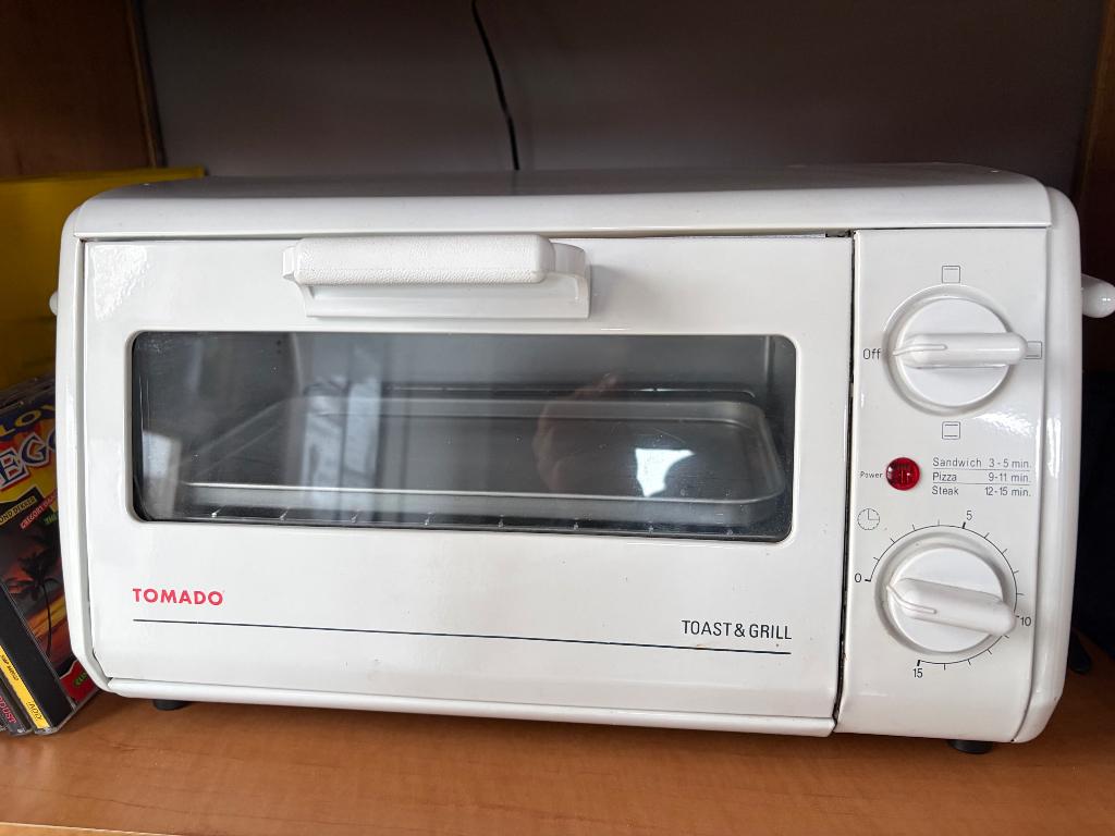 Toast en girll, Electroménager, Fours, Neuf, Four avec gril, Enlèvement ou Envoi, 45 à 60 cm