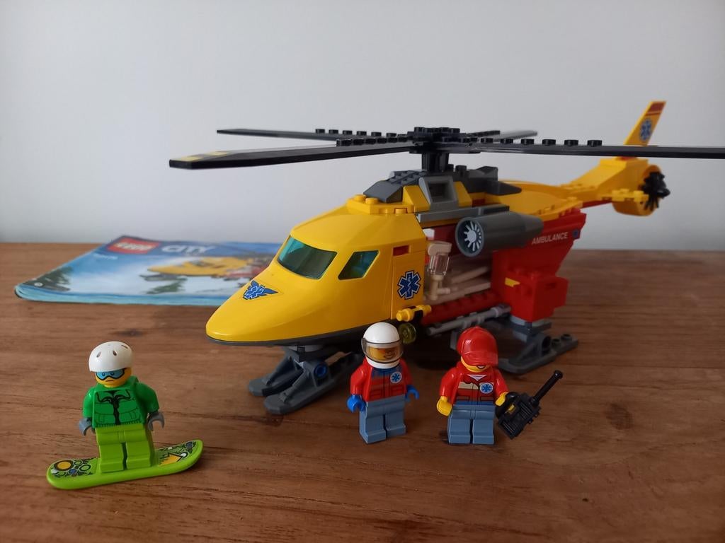 Lego City ambulancehelikopter 60179, Lego, Ophalen of Verzenden, Complete set, City
