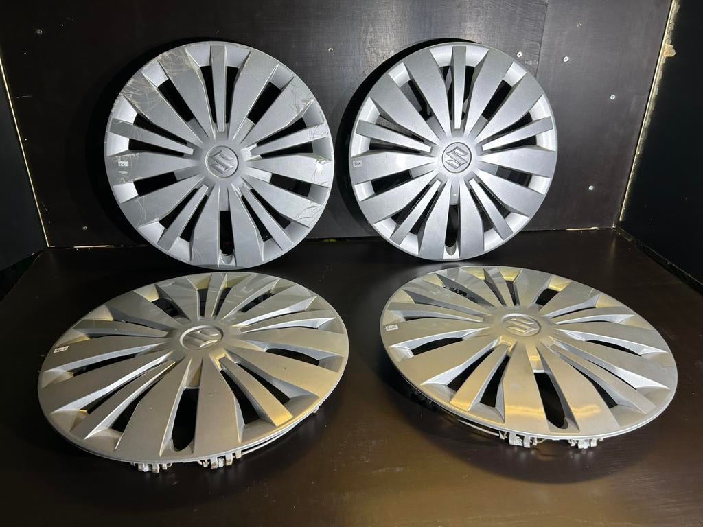 4 enjoliveurs Suzuki Swift splash baleno 15", Enlèvement ou Envoi, Comme neuf