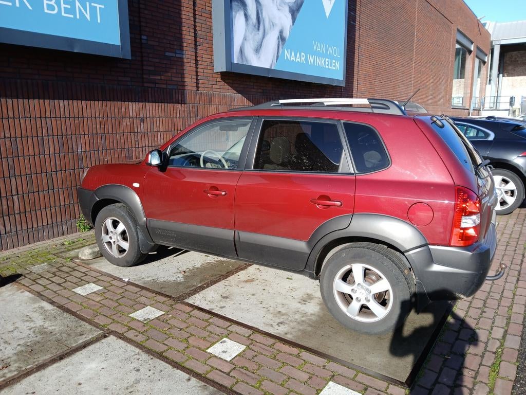 Hundyai  Maar 140.000km, Particulier, Te koop