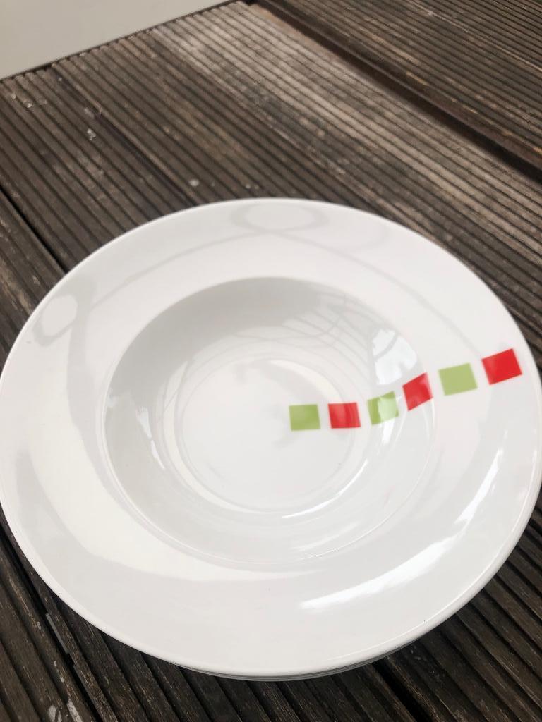 Assiette, Assiettes(s), Céramique, Enlèvement, Utilisé