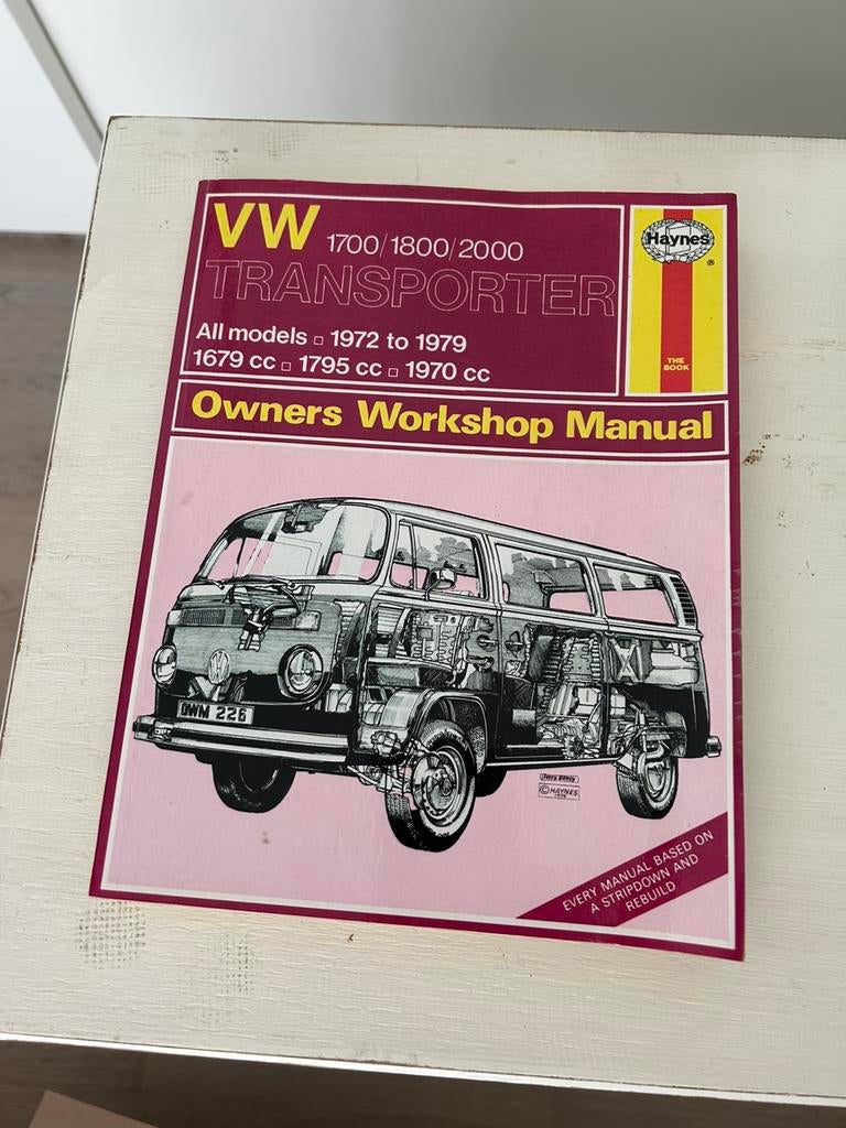 VW Transporter 1700/1800/2000 Owners Workshop Manual, Ophalen