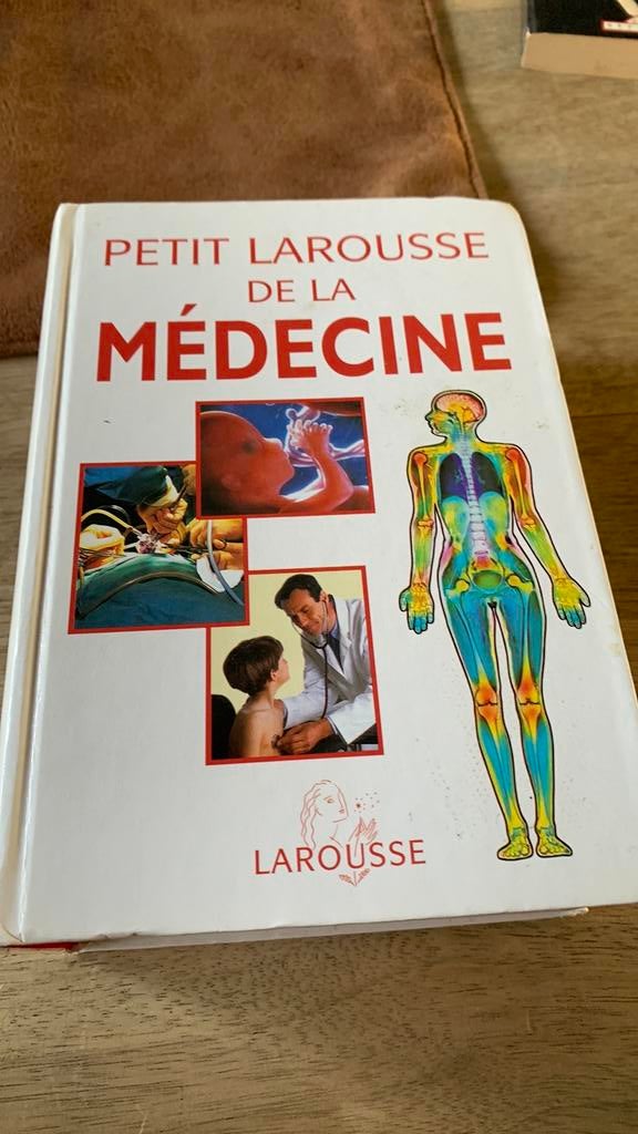 Petit Larousse de la médecine, Ophalen, Gelezen, Frans