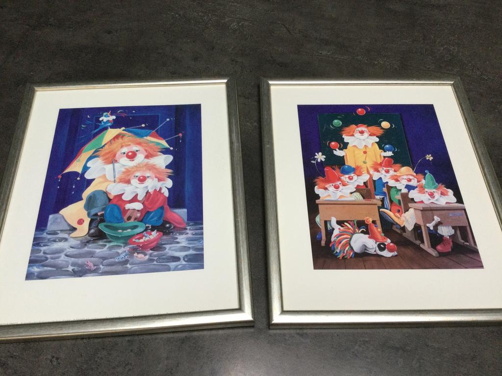 2 tekeningen in kader, 32x26 cm, Ophalen of Verzenden, Zo goed als nieuw, Wanddecoratie
