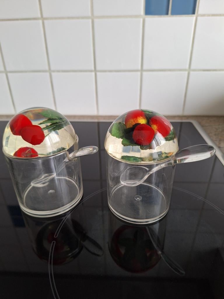 2 Pots à confiture avec cuillères et couvercles, Enlèvement, Comme neuf