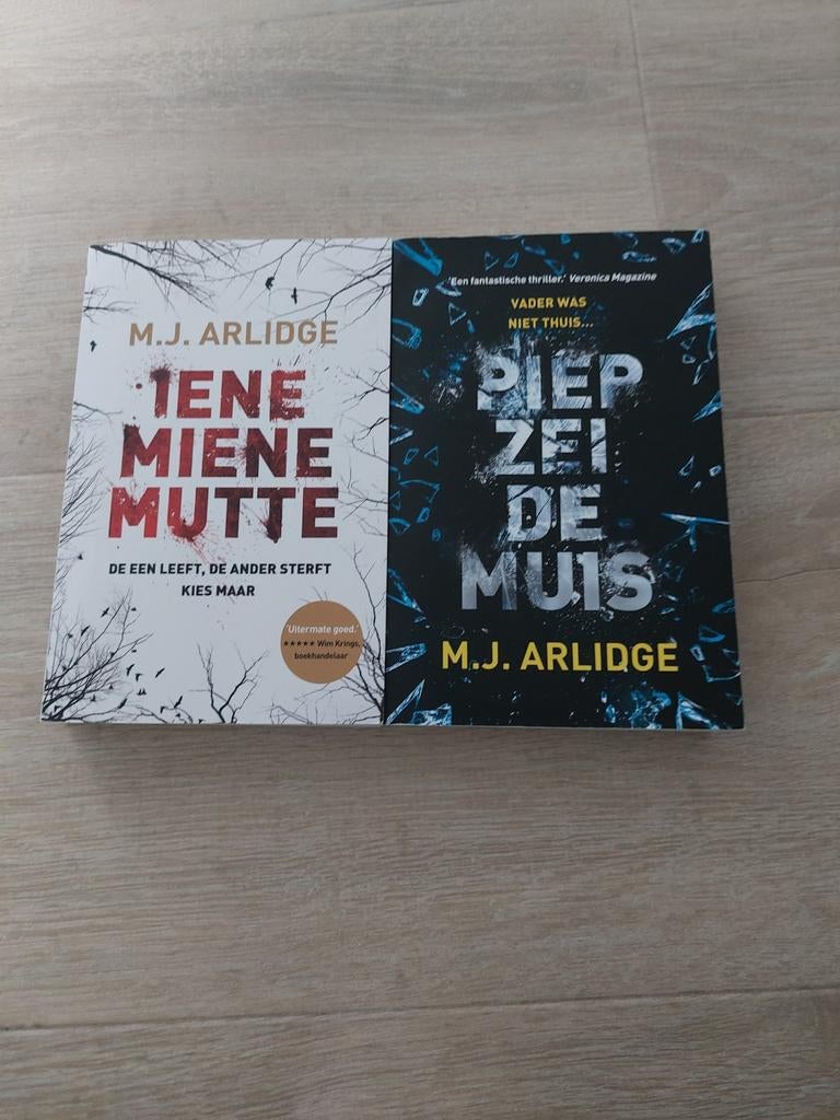 Mj Arlidge - iene miene mutte en  piep zei de muis, Ophalen of Verzenden, Gelezen
