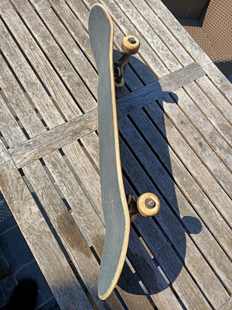 Death wish skateboard met thunder trucks, Enlèvement, Utilisé, Skateboard