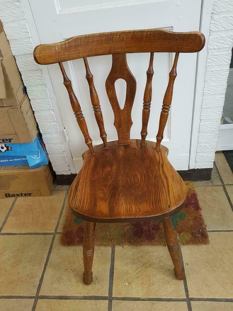 ronde eiken tafel met 2 eiken stoelen, Ophalen