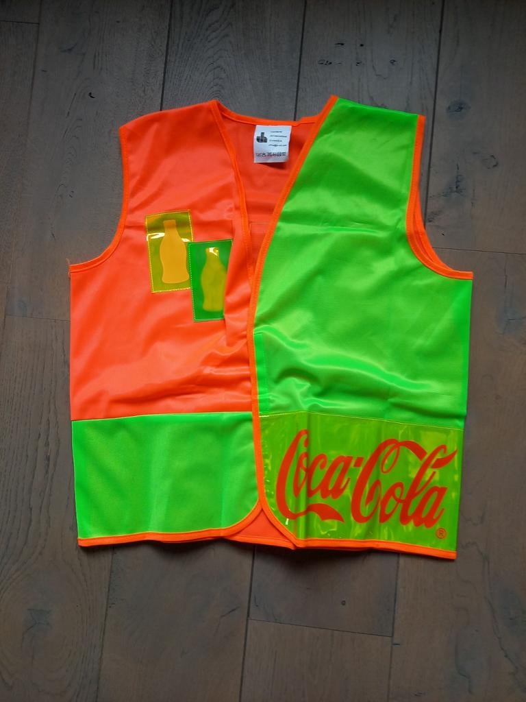 Fluo hesjes van 3 tot 12 jaar : €2 stuk, coca-cola €4, Ophalen of Verzenden, Zo goed als nieuw, Jongen of Meisje