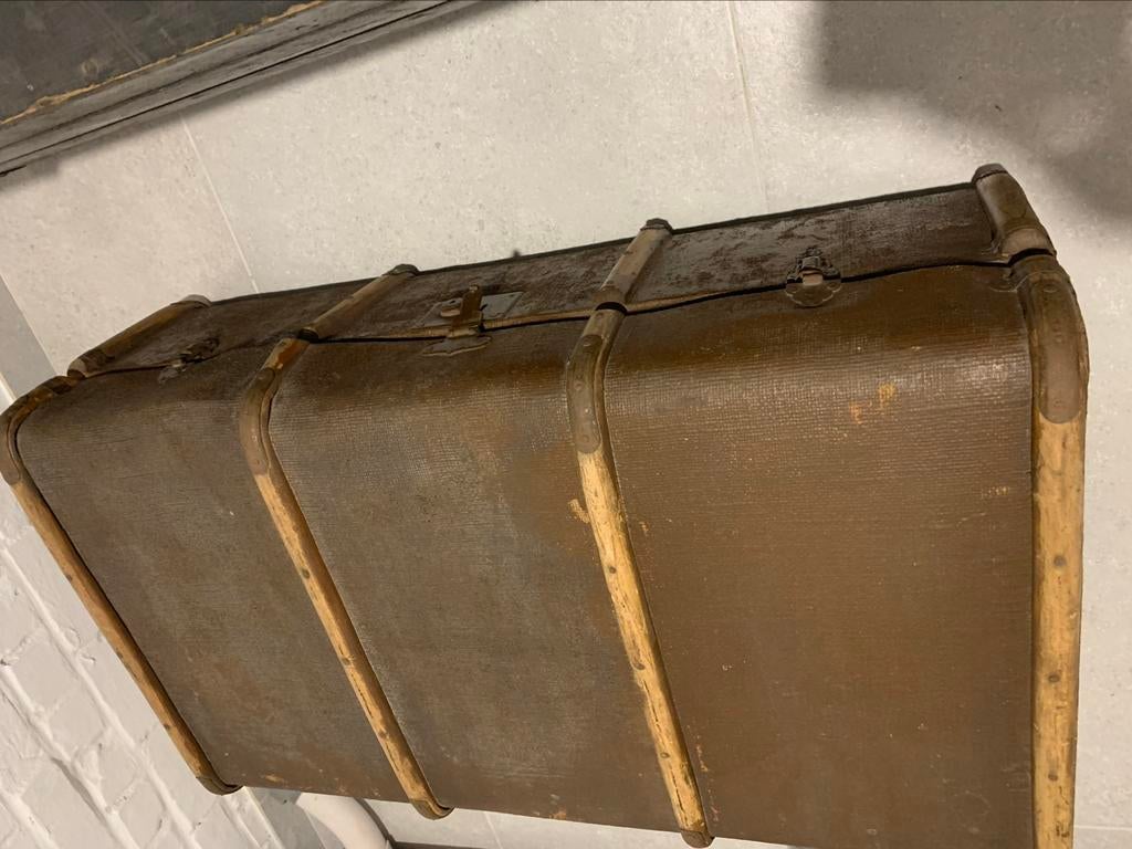 Malle ou coffre ancien, Enlèvement, Utilisé