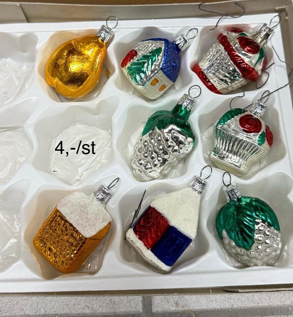 Boules de Noël anciennes, Enlèvement ou Envoi