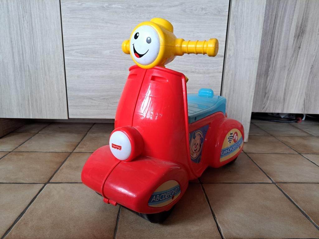 Educatieve brommer fisher price, Ophalen, Zo goed als nieuw, Auto of Voertuig, Met geluid