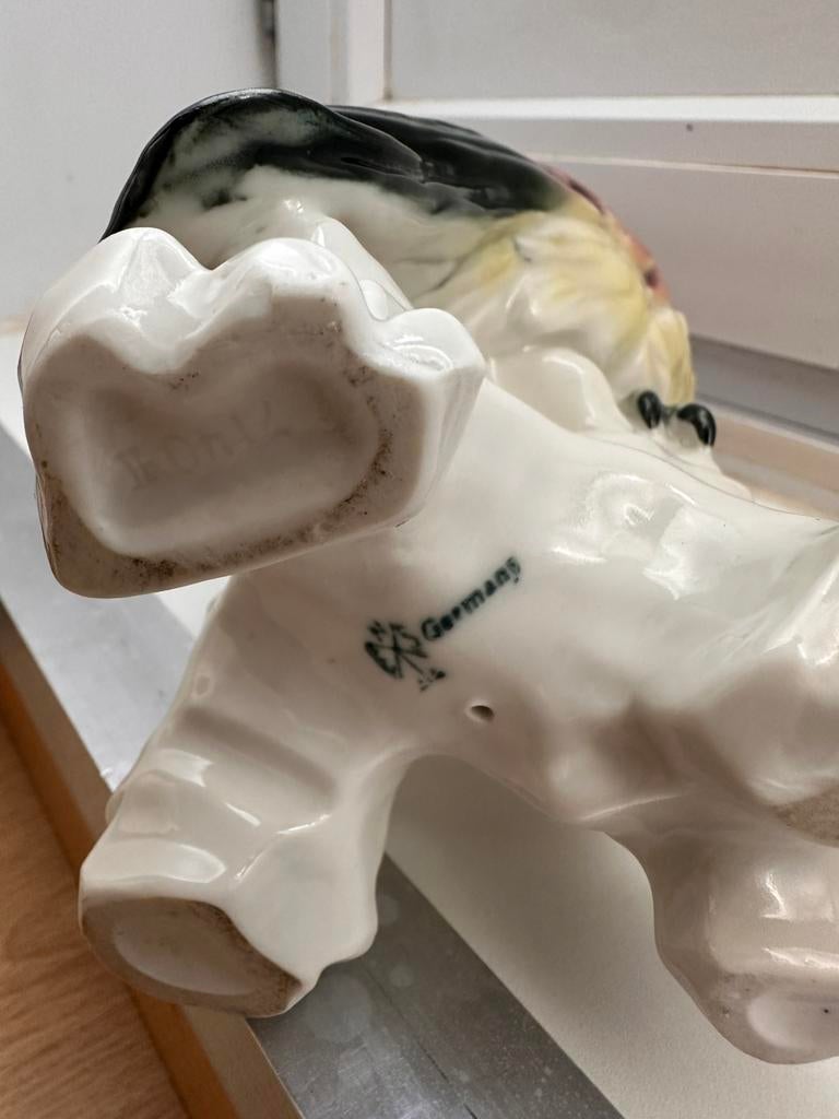 Papegaai Karl ens porselein, Enlèvement, Utilisé, Porcelaine, Statue(s)