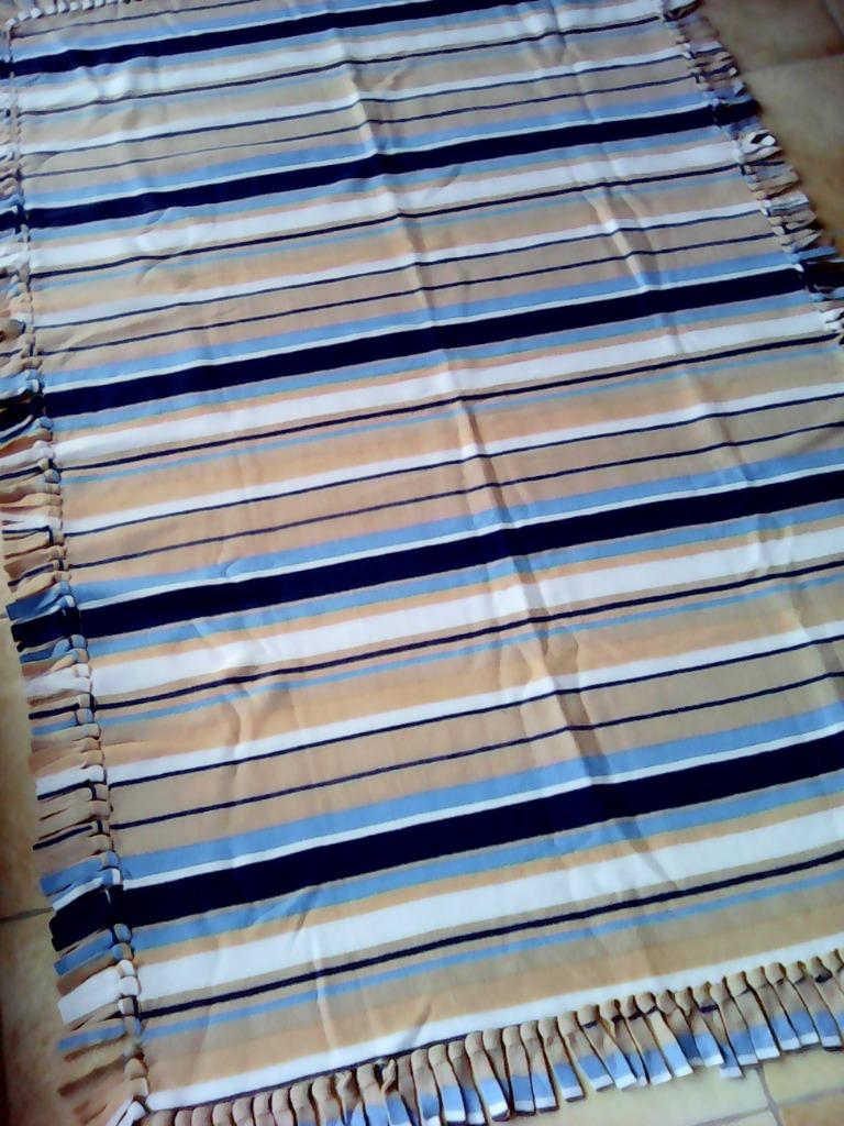 Plaid à franges Molton NOUVEAU, Enlèvement