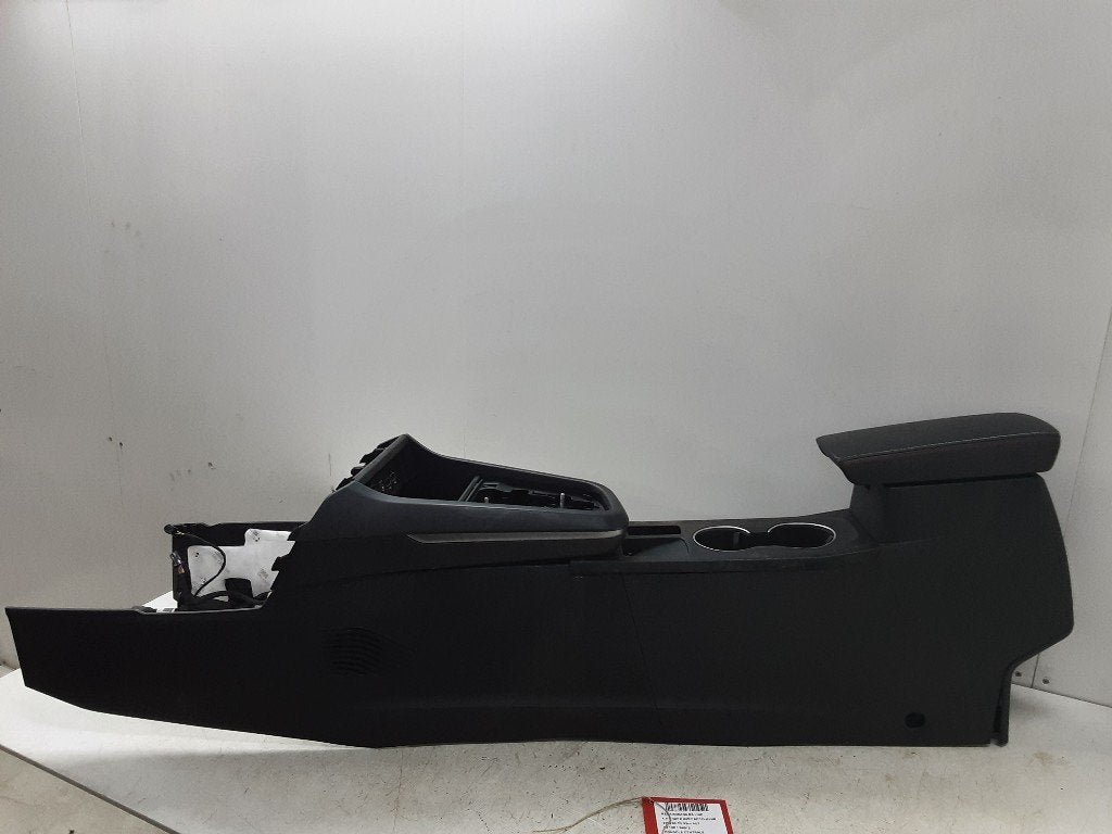 MIDDENCONSOLE Renault Arkana (RJLL) (01-2020/-), Auto-onderdelen, Gebruikt, Renault, Mevr. I. Hauben, Rue de l'Espoir 34 34
4030  GRIVEGNÉE, BE