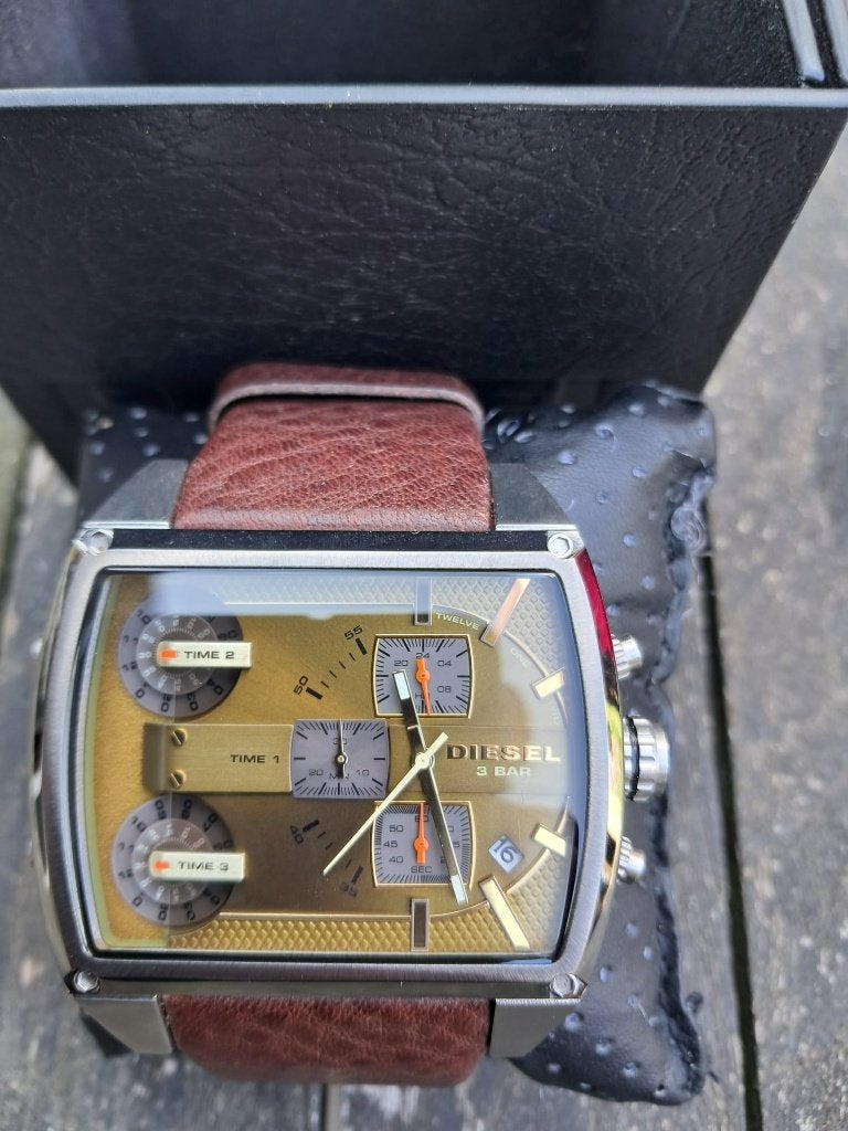 Diesel horloge, Handtassen en Accessoires, Horloges | Heren, Leer, Polshorloge, Zo goed als nieuw, Ophalen