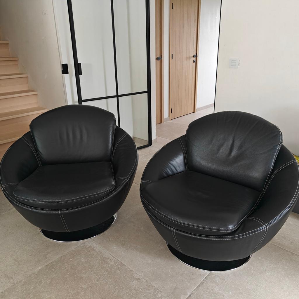 2 x LAS Rondo design draaizetels in zwart leder. Doe een bod, Huis en Inrichting, Zetels | Zetels, Ophalen, Gebruikt, Eenpersoons