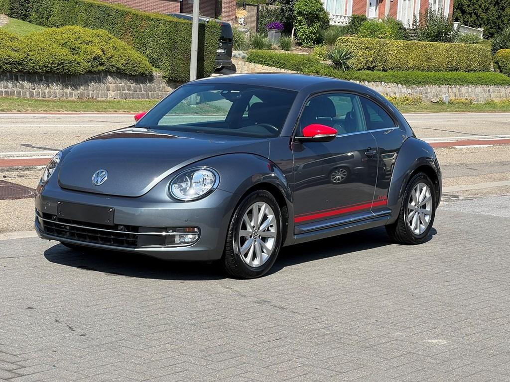 Volkswagen Beetle CLUB UITVOERING MET VELE OPTIES (bj 2016), Gebruikt, Bedrijf, Handgeschakeld, Grijs