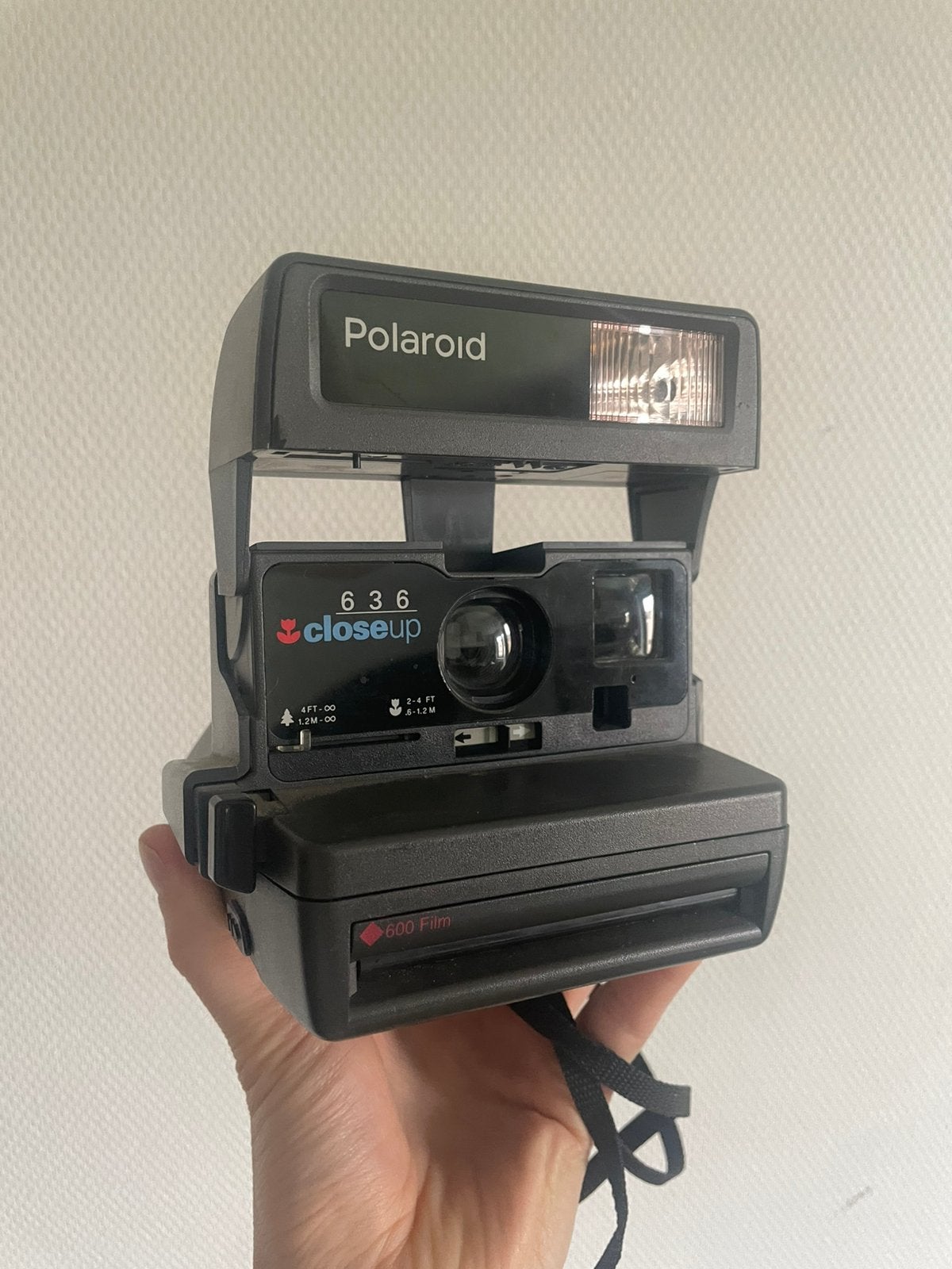 Polaroid 636 en gros plan, Enlèvement, Comme neuf, Polaroid
