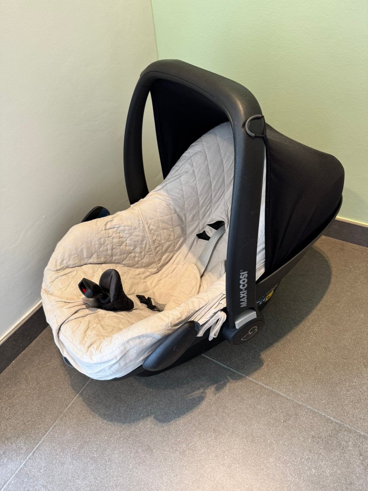 Maxi cosi pebble met 2x isofix bodem, Kinderen en Baby's, Ophalen, Zo goed als nieuw, Isofix