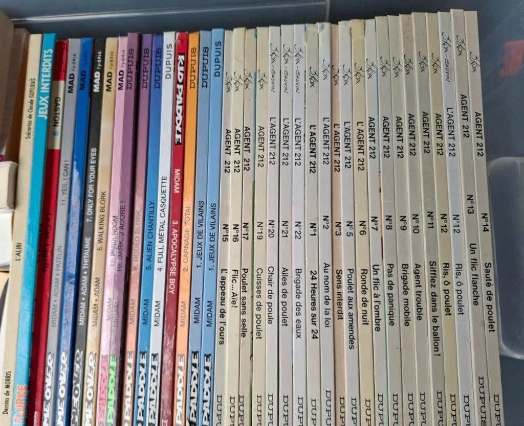 Lot 37 BD, Livres, Plusieurs BD, Enlèvement, Comme neuf