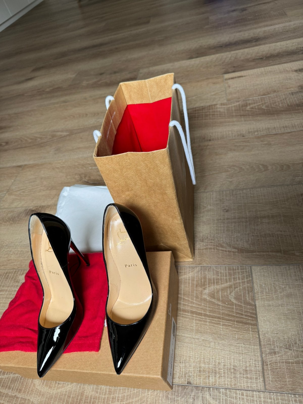 Christian Louboutin So Kate - size 37,5, Ophalen, Zo goed als nieuw