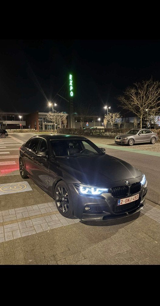 Bmw F30 330e, Autos, BMW, Particulier, Série 3, ABS, Caméra de recul, Phares directionnels, Régulateur de distance, Airbags, Air conditionné