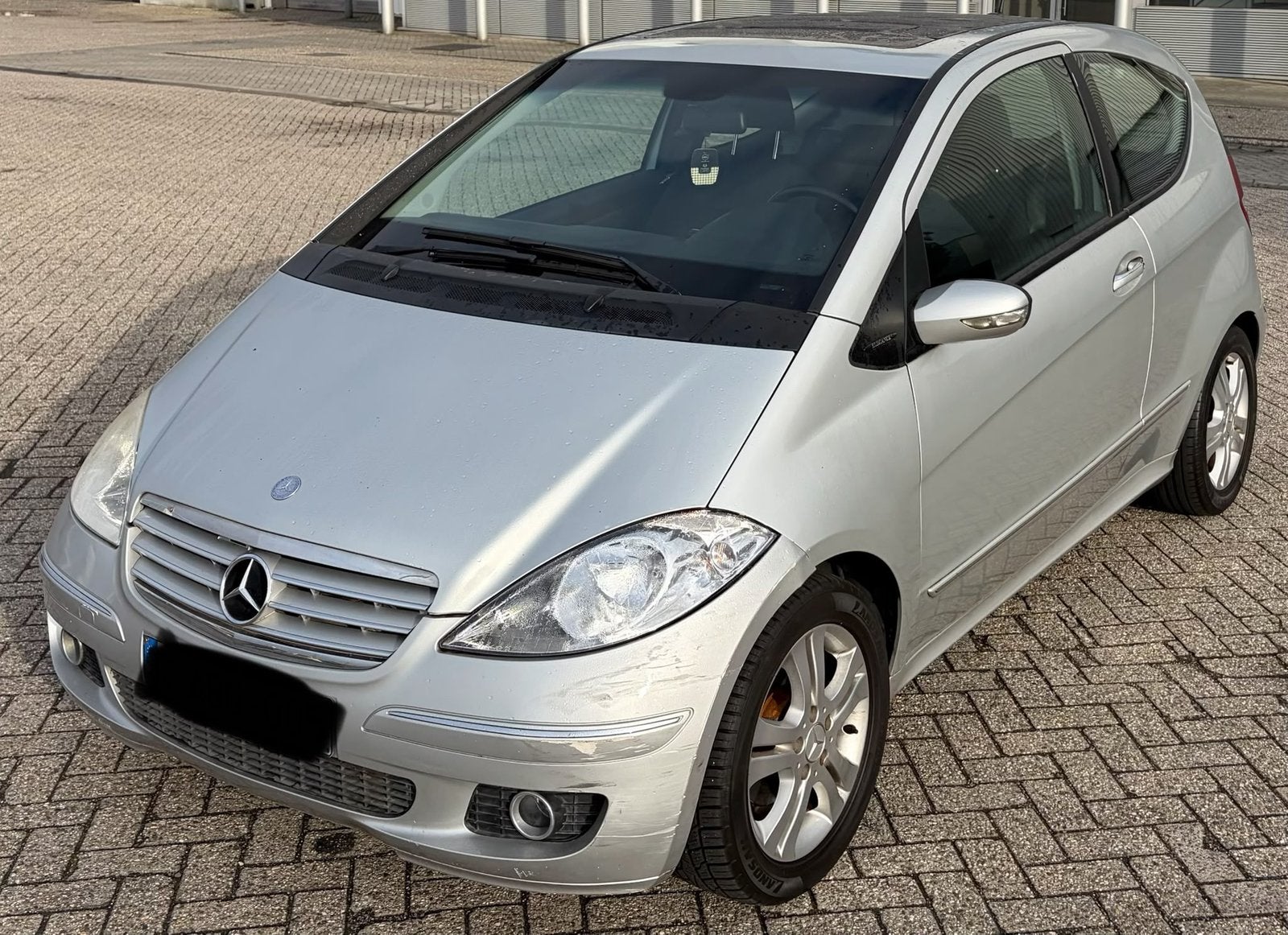 Mercedes A150 Benzine / Automaat / Airco, Auto's, Grijs, Particulier, Euro 4, Zilver of Grijs