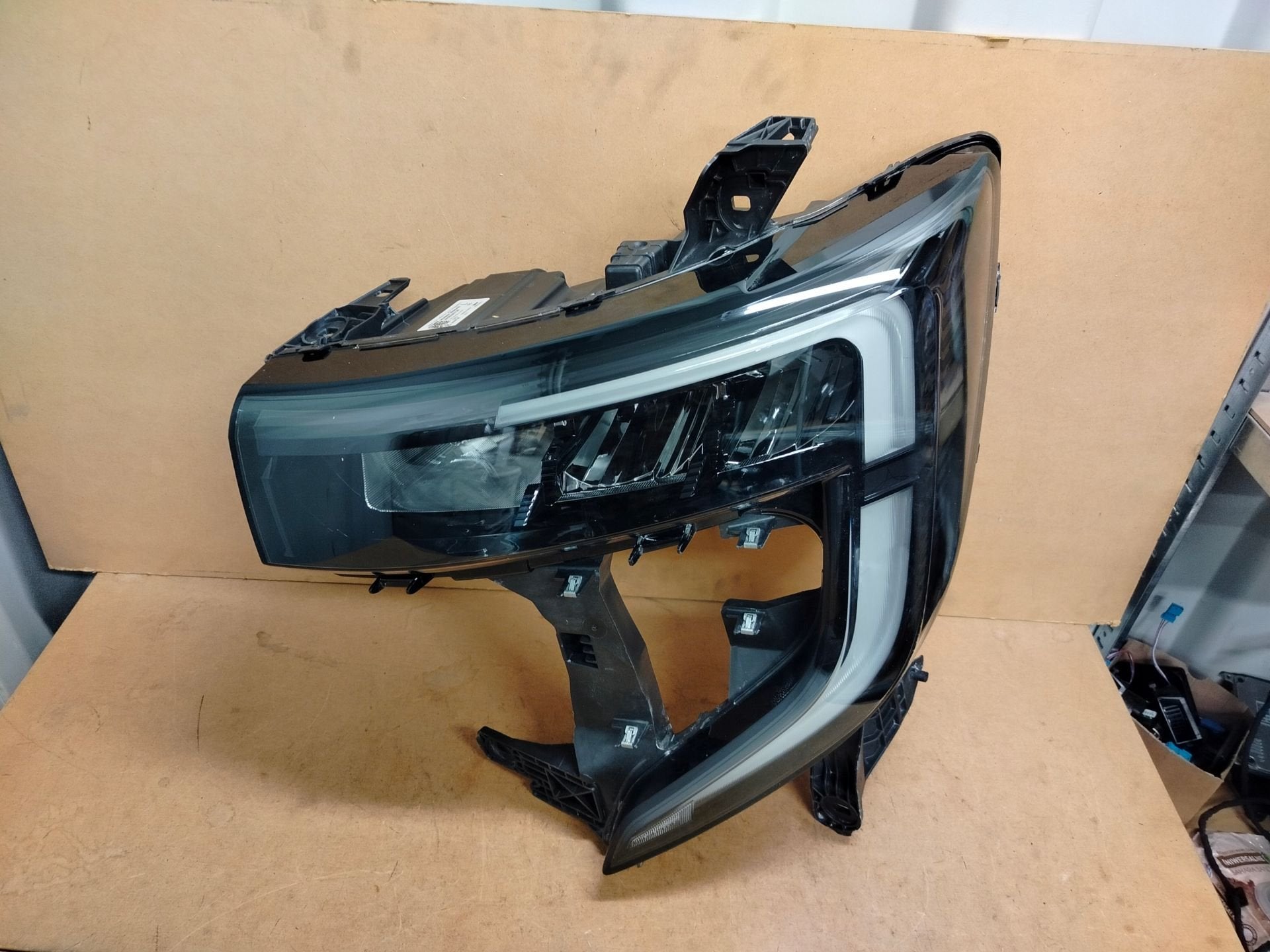 Renault Master V Koplamp Links 260609073R, Renault Group, Gebruikt, Contact.group@renault.com, Renault