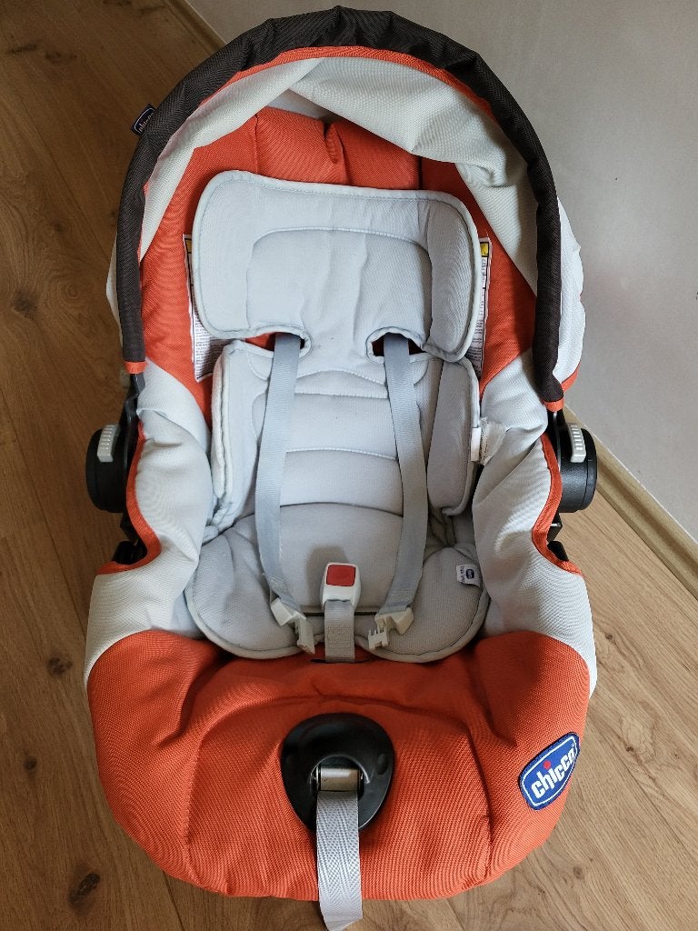Chicco Maxicosi, Enfants & Bébés, Ceinture de sécurité, 0 à 18 kg, Utilisé, Enlèvement