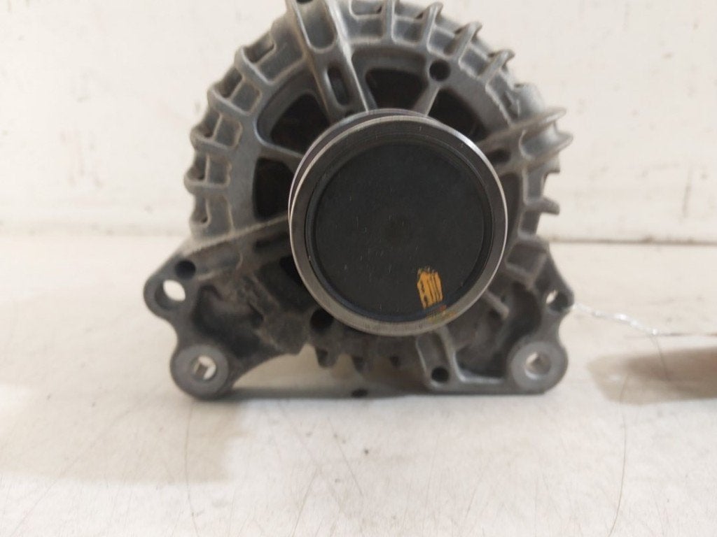 ALTERNATEUR Skoda Fabia III (NJ3) (01-2014/06-2021), Valeo, Utilisé, Info@valeo.fr, Skoda