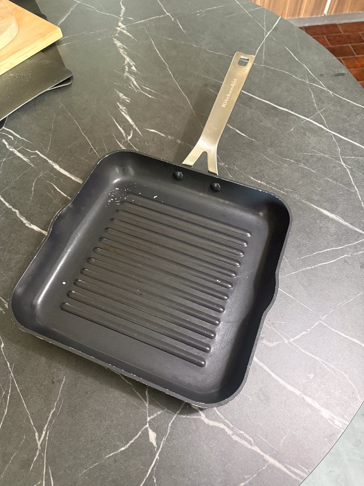 Grillpan KitchenAid Vierkant, Antiaanbaklaag, Ophalen of Verzenden, Zo goed als nieuw, Aluminium