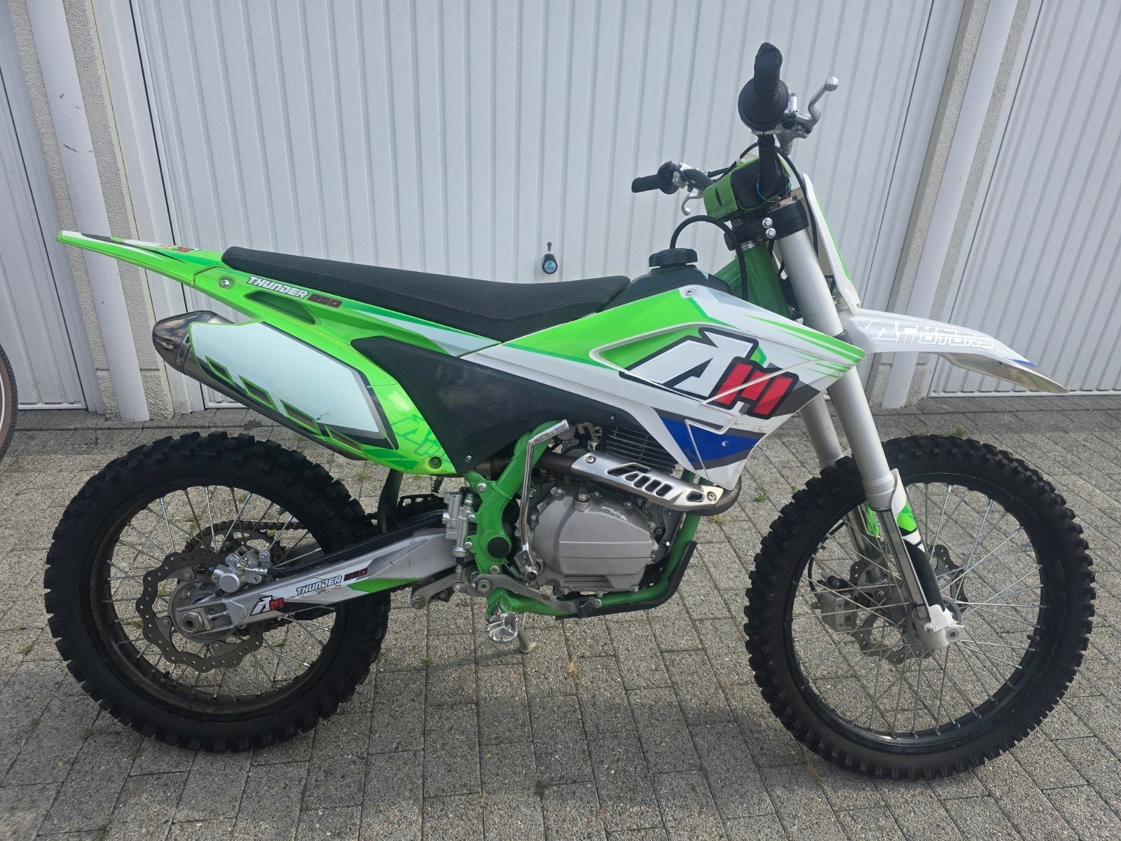 Crossmotor, Fietsen en Brommers, Ophalen