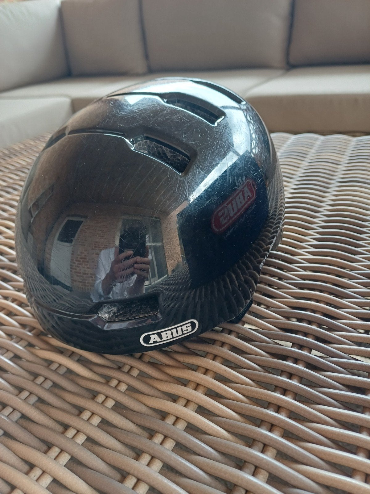 Helm voor baby/peuter, Ophalen