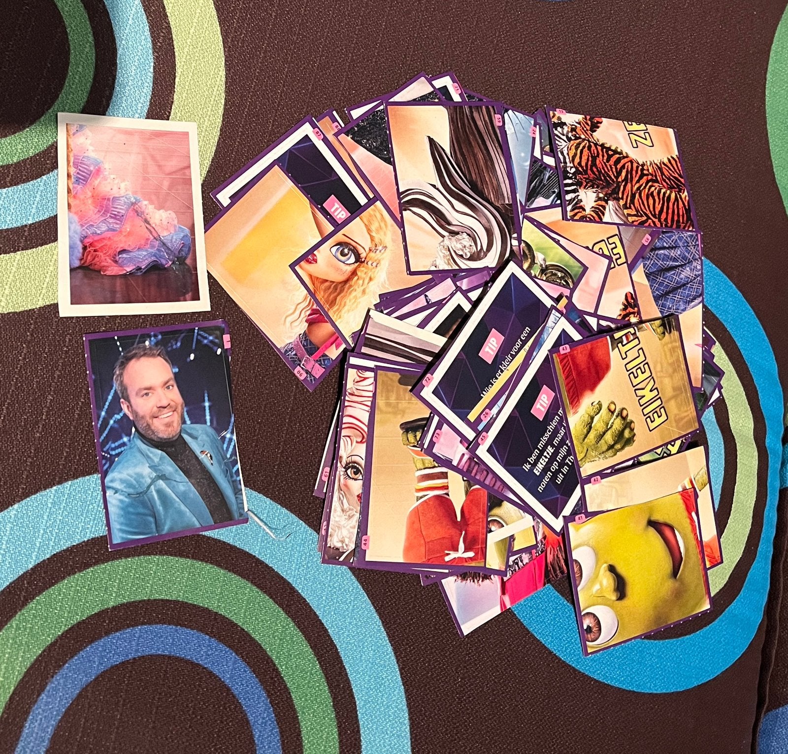 Losse Stickers masked singer delhaize (inclusief plakboek), Verzamelen, Ophalen